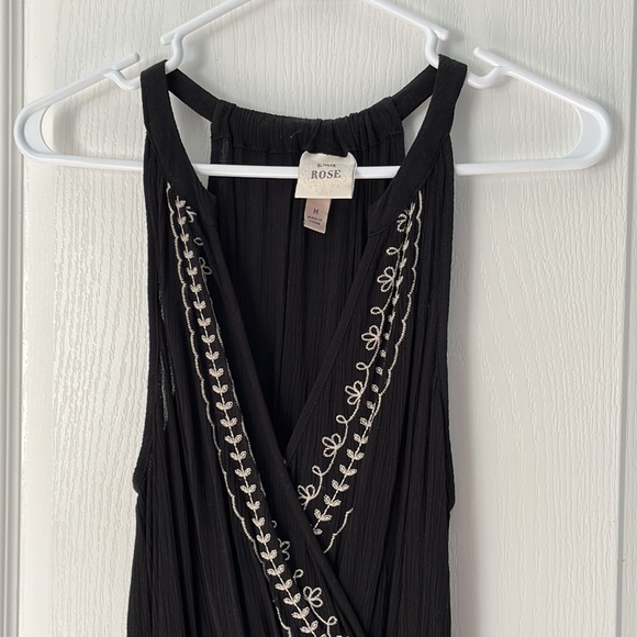 Black dress - Picture 2 of 6